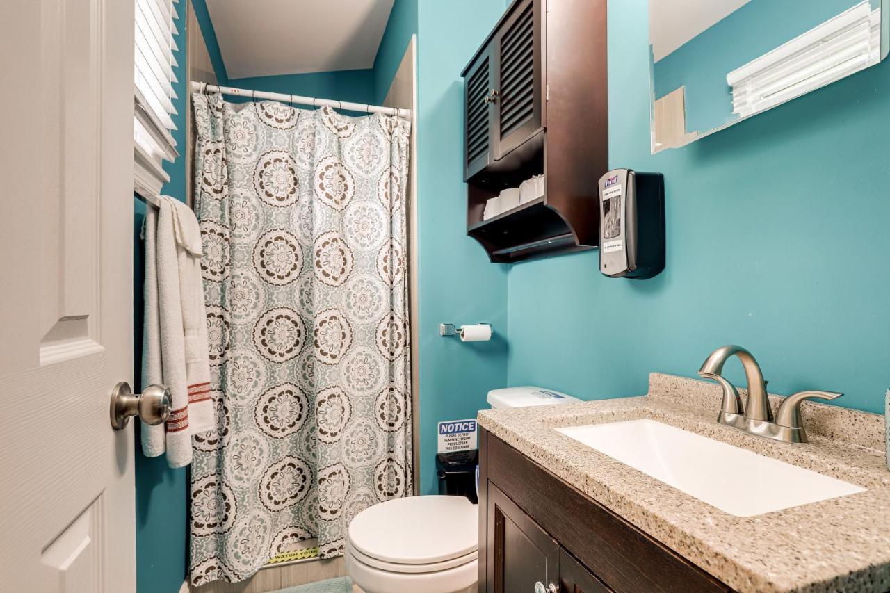 Escape To Our Cozy 3 Bed Rm 2 Bath Unit In Alexandria Va 빌라 외부 사진