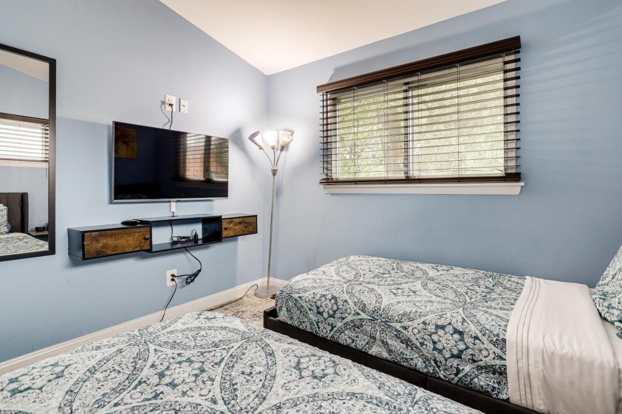 Escape To Our Cozy 3 Bed Rm 2 Bath Unit In Alexandria Va 빌라 외부 사진