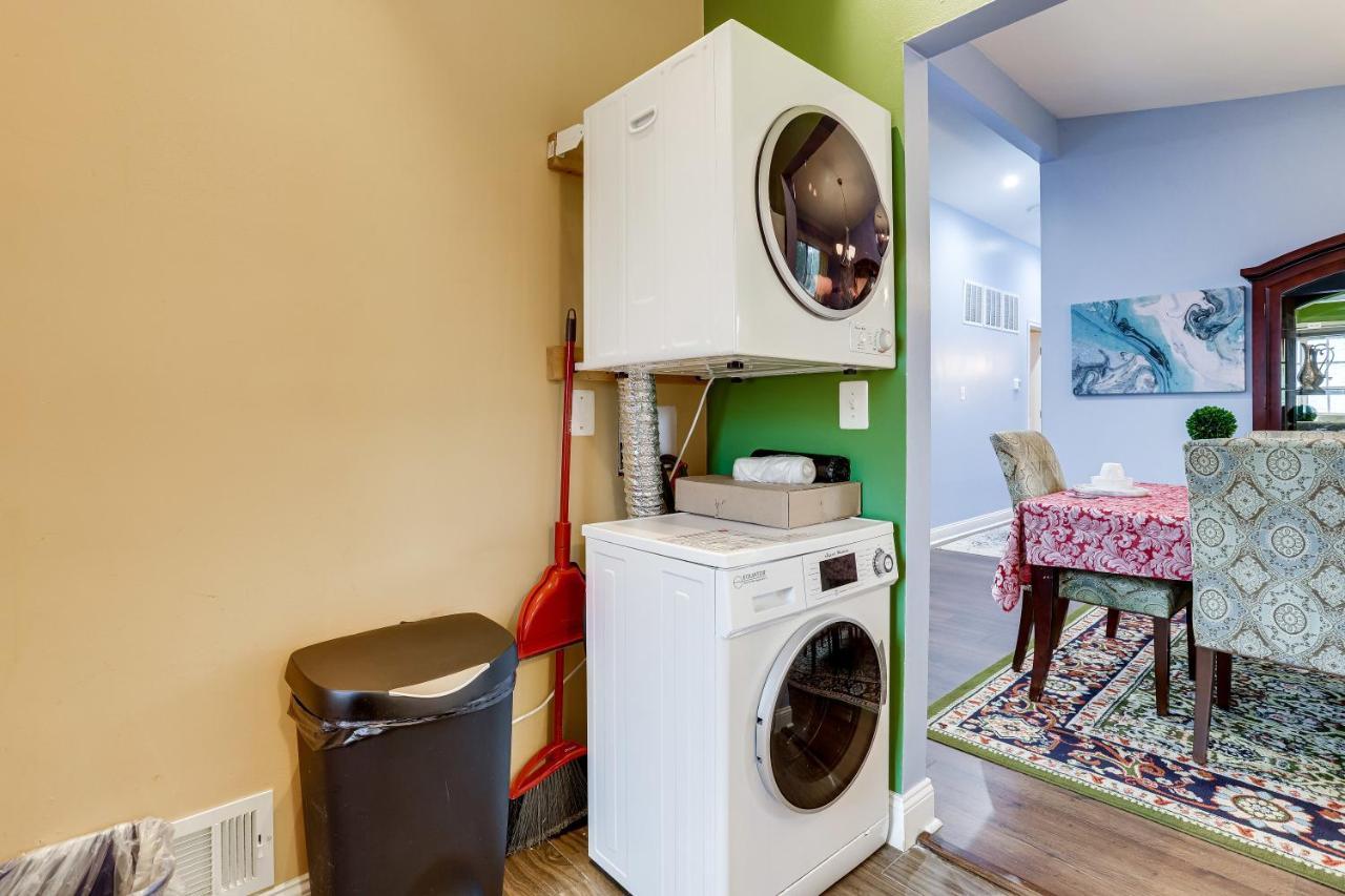 Escape To Our Cozy 3 Bed Rm 2 Bath Unit In Alexandria Va 빌라 외부 사진